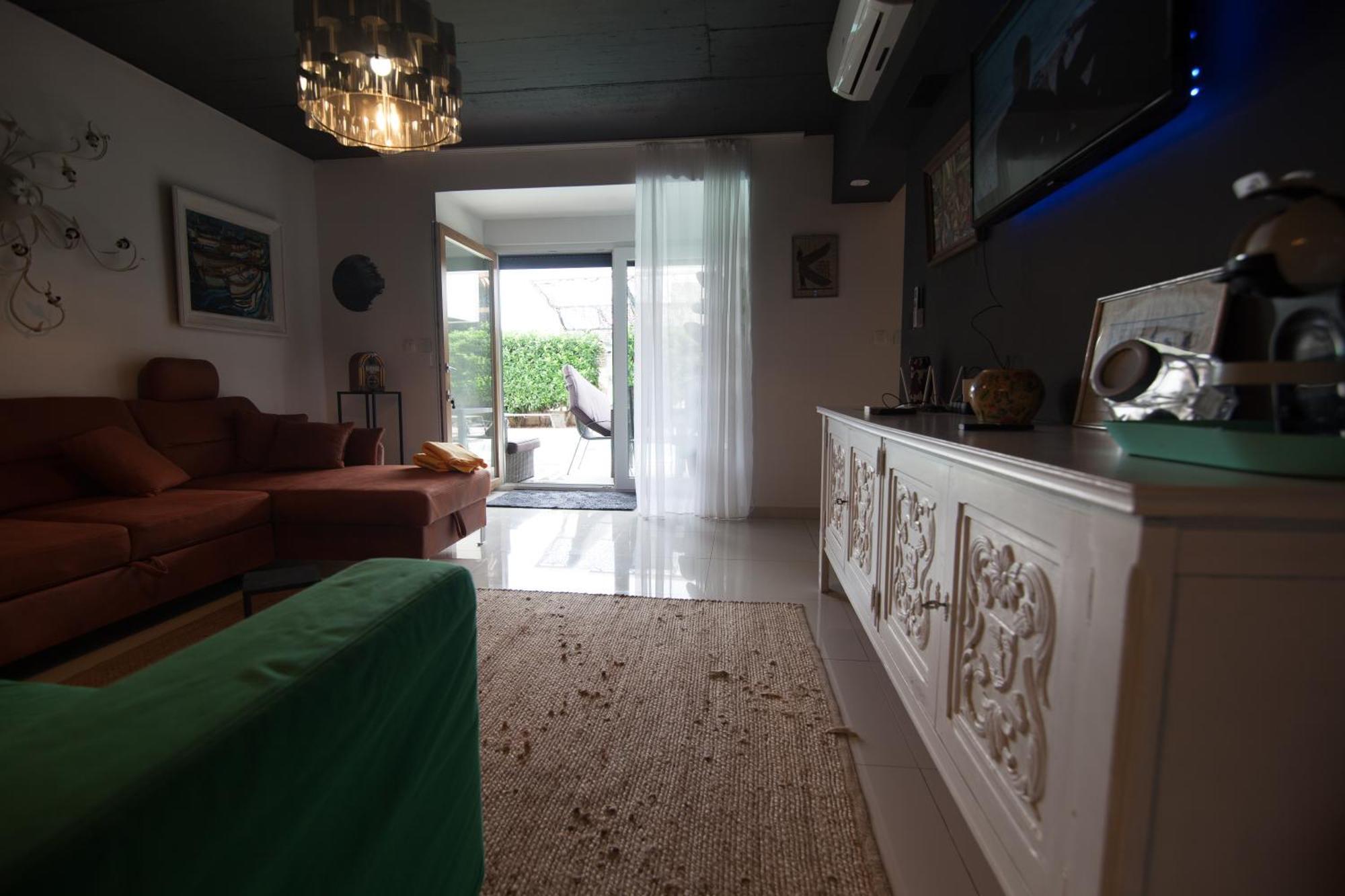 Отель Basic Mansion + Шибеник Экстерьер фото
